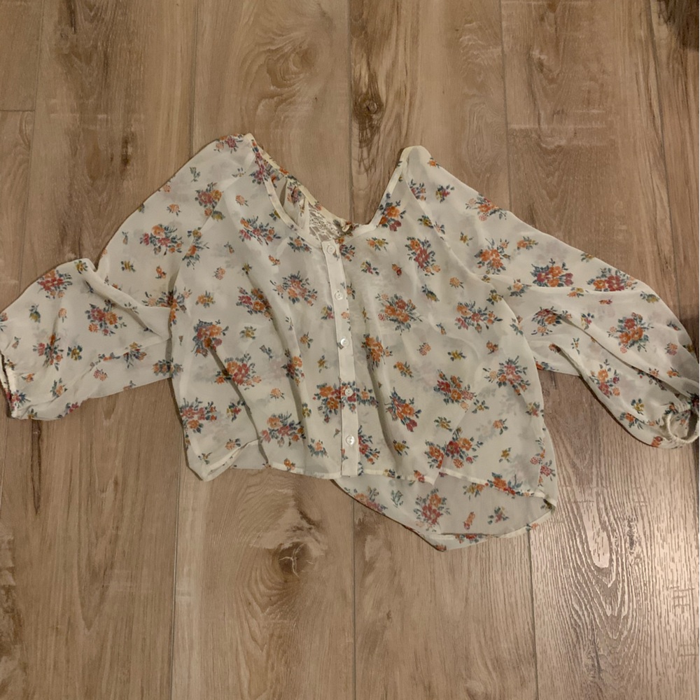 Floral Top with lace back details